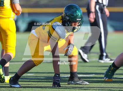 Thumbnail 1 in Royal vs Simi photogallery.