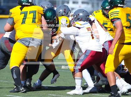 Thumbnail 3 in Royal vs Simi photogallery.