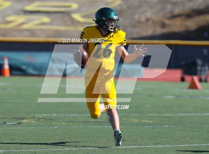 Thumbnail 2 in Royal vs Simi photogallery.
