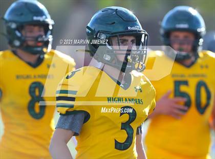 Thumbnail 3 in Royal vs Simi photogallery.