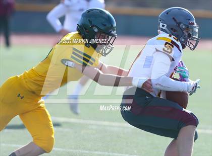 Thumbnail 2 in Royal vs Simi photogallery.