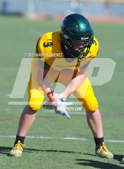 Thumbnail 2 in Royal vs Simi photogallery.