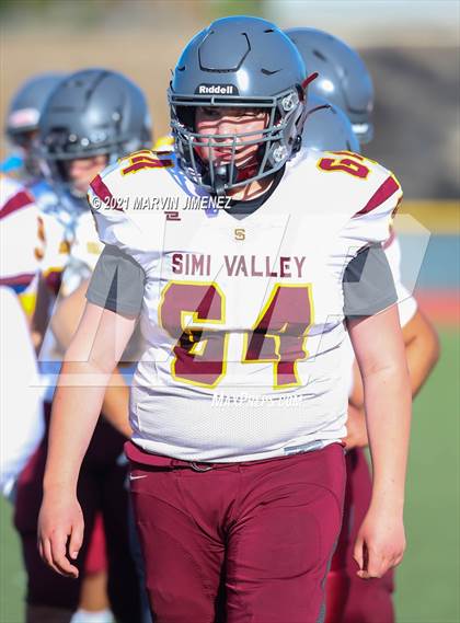 Thumbnail 3 in Royal vs Simi photogallery.