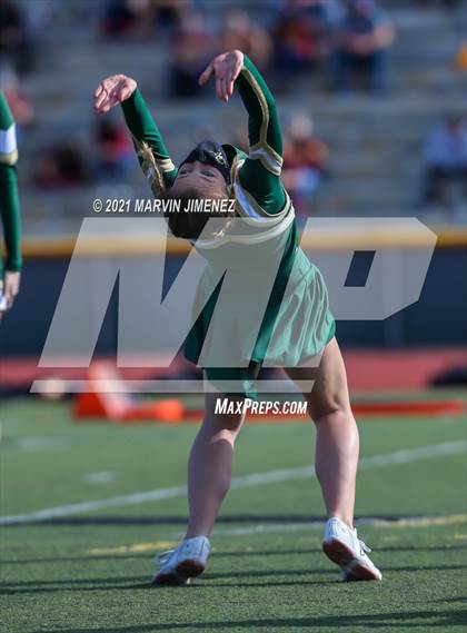 Thumbnail 3 in Royal vs Simi photogallery.