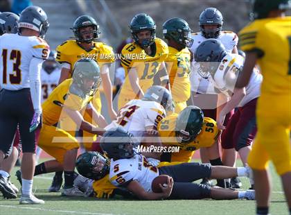 Thumbnail 2 in Royal vs Simi photogallery.