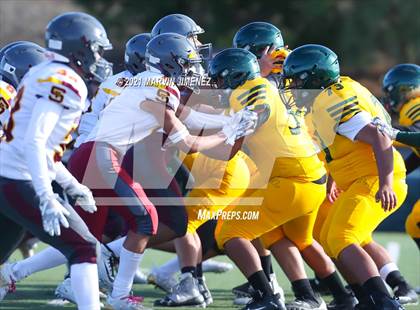 Thumbnail 1 in Royal vs Simi photogallery.