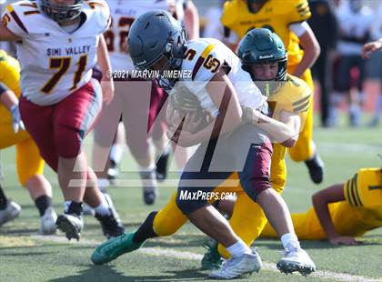 Thumbnail 2 in Royal vs Simi photogallery.