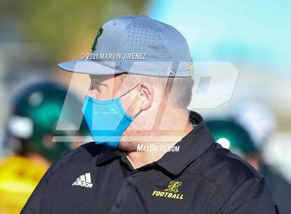 Thumbnail 3 in Royal vs Simi photogallery.