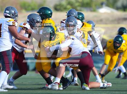 Thumbnail 2 in Royal vs Simi photogallery.