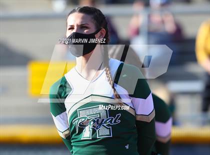 Thumbnail 3 in Royal vs Simi photogallery.