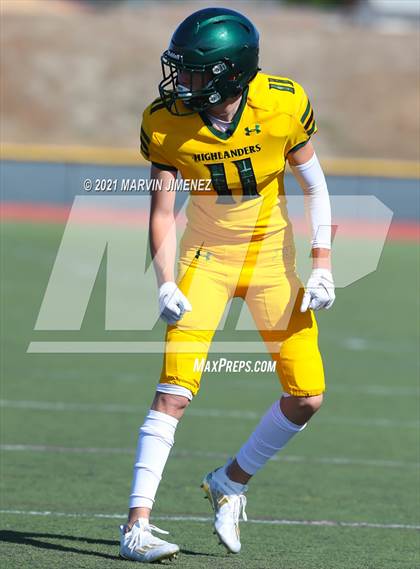Thumbnail 3 in Royal vs Simi photogallery.