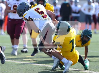 Thumbnail 1 in Royal vs Simi photogallery.
