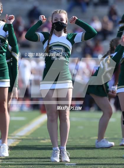 Thumbnail 2 in Royal vs Simi photogallery.