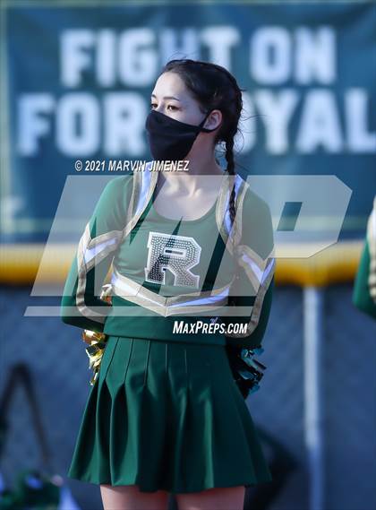 Thumbnail 2 in Royal vs Simi photogallery.