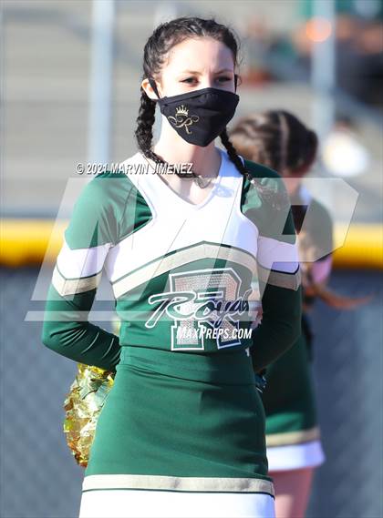 Thumbnail 1 in Royal vs Simi photogallery.