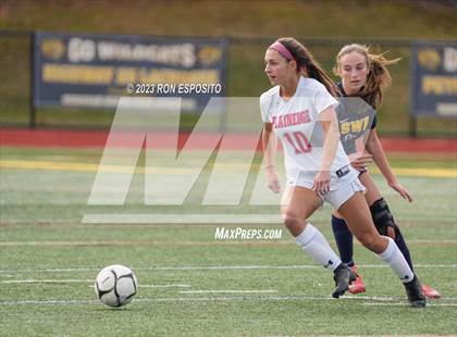 Thumbnail 3 in Plainedge vs Shoreham-Wading River (NYSPHSAA Class A Regional) photogallery.