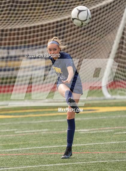 Thumbnail 3 in Plainedge vs Shoreham-Wading River (NYSPHSAA Class A Regional) photogallery.
