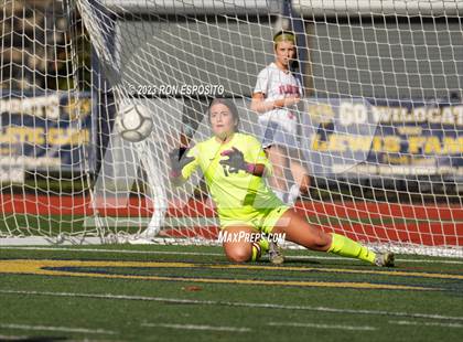 Thumbnail 1 in Plainedge vs Shoreham-Wading River (NYSPHSAA Class A Regional) photogallery.