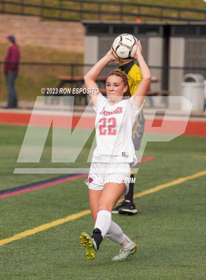 Thumbnail 2 in Plainedge vs Shoreham-Wading River (NYSPHSAA Class A Regional) photogallery.
