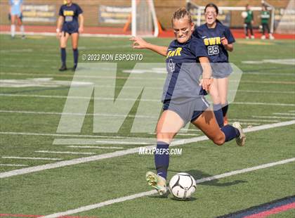Thumbnail 2 in Plainedge vs Shoreham-Wading River (NYSPHSAA Class A Regional) photogallery.