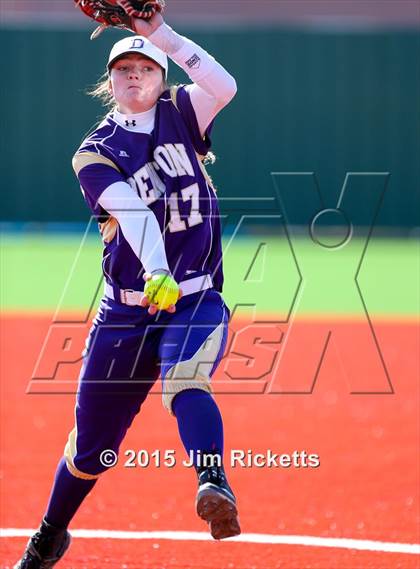 Thumbnail 1 in Argyle vs Denton (Argyle LCS Tournament) photogallery.