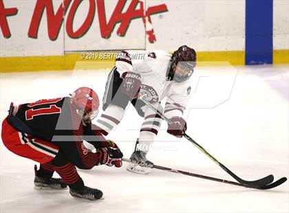 Thumbnail 3 in Niagara-Wheatfield vs  St. Joseph's Collegiate Institute photogallery.