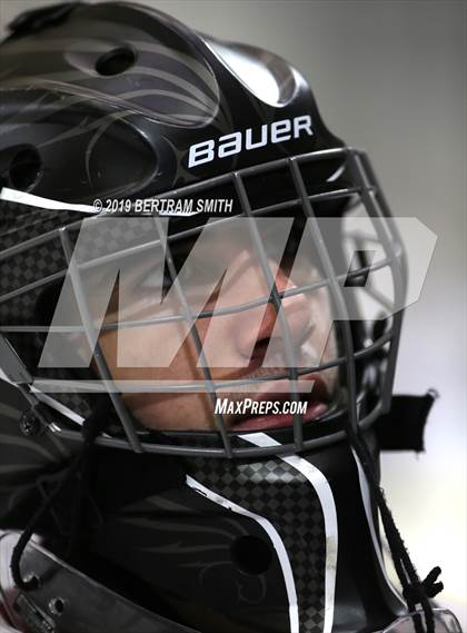 Thumbnail 2 in Niagara-Wheatfield vs  St. Joseph's Collegiate Institute photogallery.