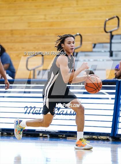 Thumbnail 2 in George School vs. First Love Christian Academy (Metro Classic) photogallery.