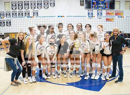 Thumbnail 1 in Hamilton vs. Perry (AIA 6A Final Awards) photogallery.