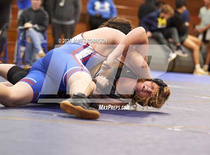 Thumbnail 3 in Stanton Classic photogallery.