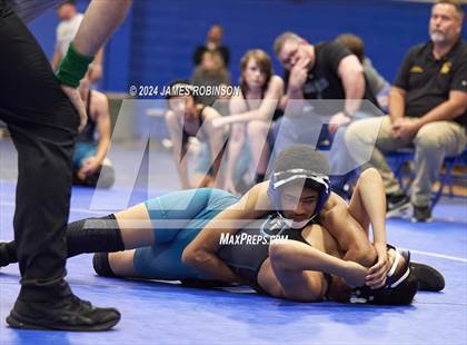 Thumbnail 3 in Stanton Classic photogallery.