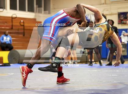 Thumbnail 3 in Stanton Classic photogallery.
