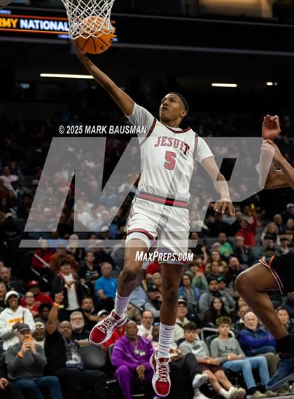 Thumbnail 3 in Chatsworth vs. Jesuit ( CIF Div. II Final) photogallery.