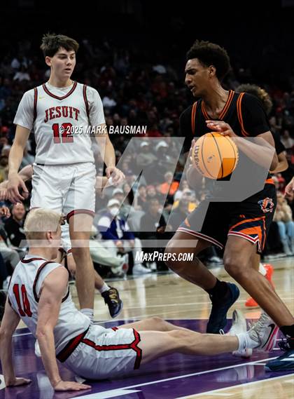 Thumbnail 1 in Chatsworth vs. Jesuit ( CIF Div. II Final) photogallery.