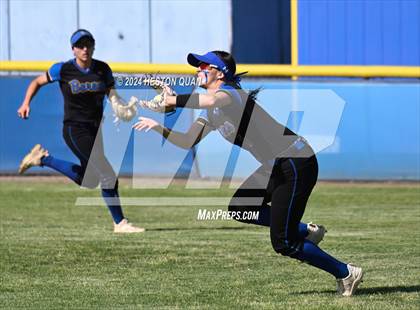 Thumbnail 1 in Upland @ Fountain Valley (CIF-SS D3 Wild Card) photogallery.