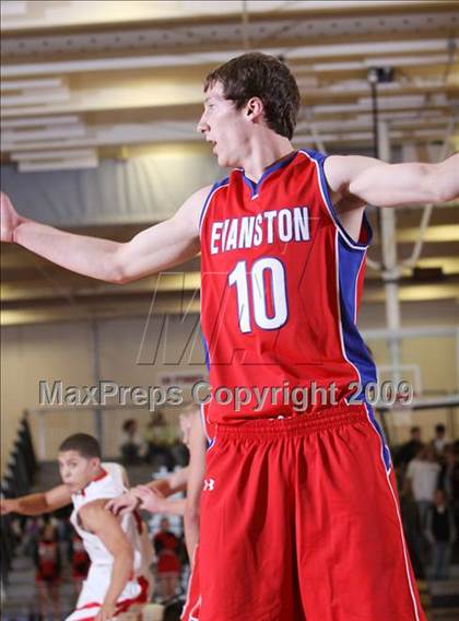 Thumbnail 1 in Evanston @ Central High (2009 McDonald Classic) photogallery.