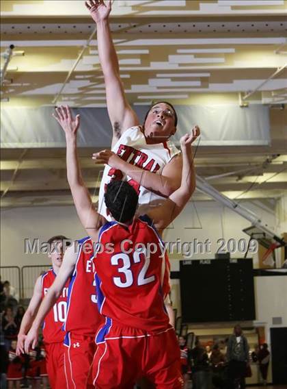 Thumbnail 2 in Evanston @ Central High (2009 McDonald Classic) photogallery.