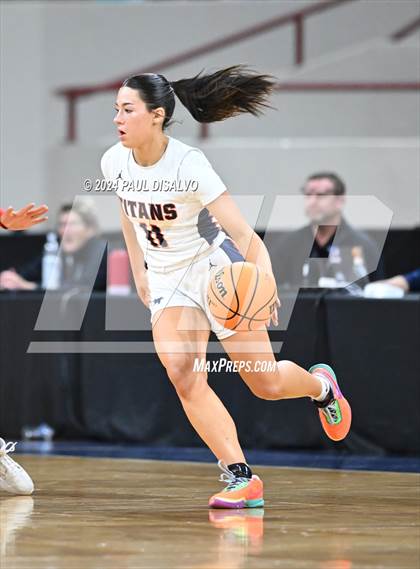 Thumbnail 1 in Legend vs. Regis Jesuit (CHSAA 6A Final Four) photogallery.