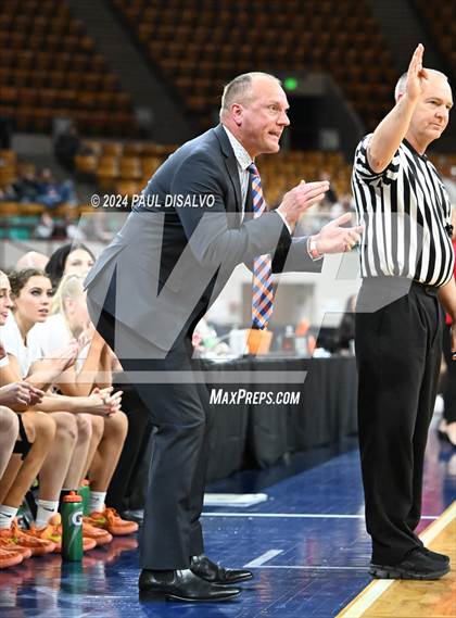 Thumbnail 2 in Legend vs. Regis Jesuit (CHSAA 6A Final Four) photogallery.