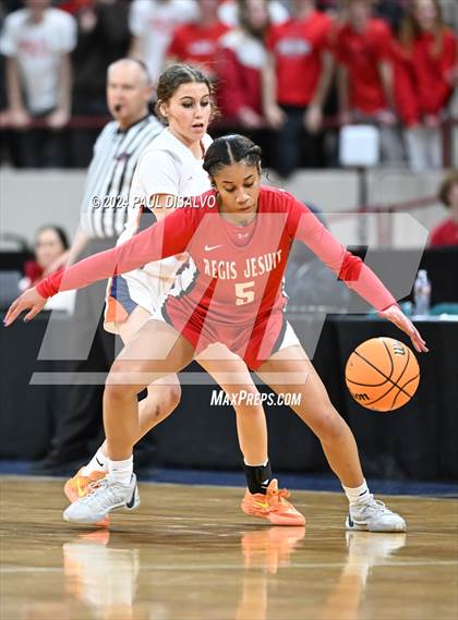 Thumbnail 1 in Legend vs. Regis Jesuit (CHSAA 6A Final Four) photogallery.