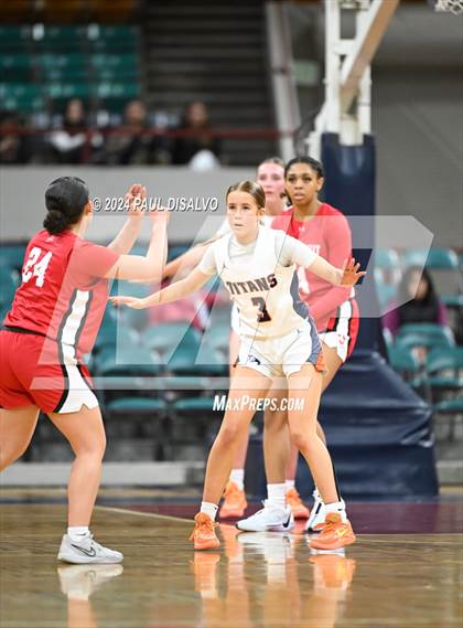 Thumbnail 3 in Legend vs. Regis Jesuit (CHSAA 6A Final Four) photogallery.