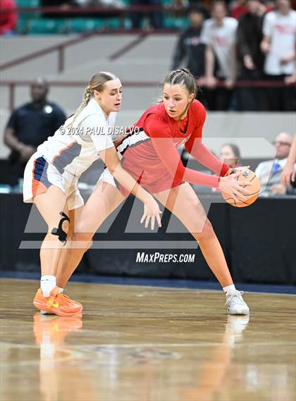 Thumbnail 2 in Legend vs. Regis Jesuit (CHSAA 6A Final Four) photogallery.