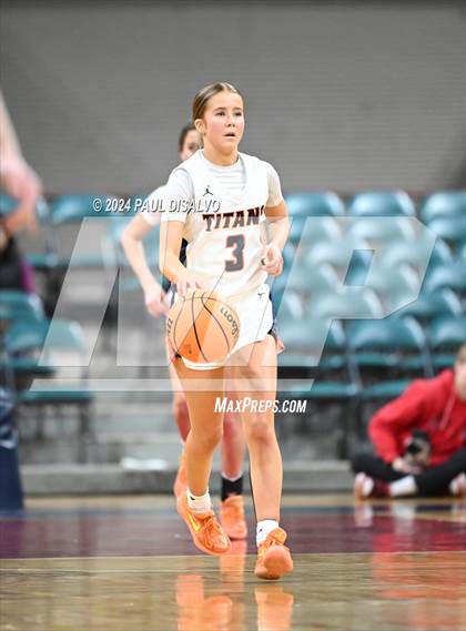 Thumbnail 3 in Legend vs. Regis Jesuit (CHSAA 6A Final Four) photogallery.