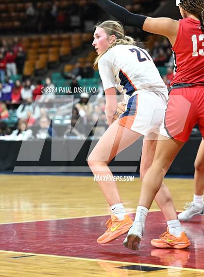 Thumbnail 1 in Legend vs. Regis Jesuit (CHSAA 6A Final Four) photogallery.
