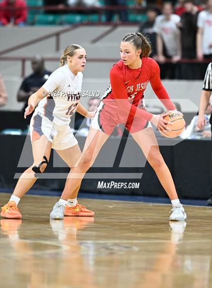Thumbnail 1 in Legend vs. Regis Jesuit (CHSAA 6A Final Four) photogallery.