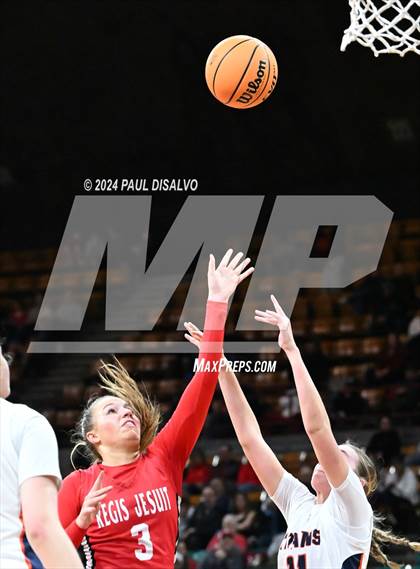 Thumbnail 3 in Legend vs. Regis Jesuit (CHSAA 6A Final Four) photogallery.