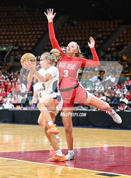 Thumbnail 1 in Legend vs. Regis Jesuit (CHSAA 6A Final Four) photogallery.