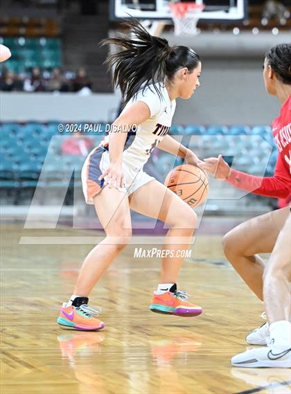 Thumbnail 3 in Legend vs. Regis Jesuit (CHSAA 6A Final Four) photogallery.