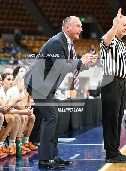 Thumbnail 1 in Legend vs. Regis Jesuit (CHSAA 6A Final Four) photogallery.