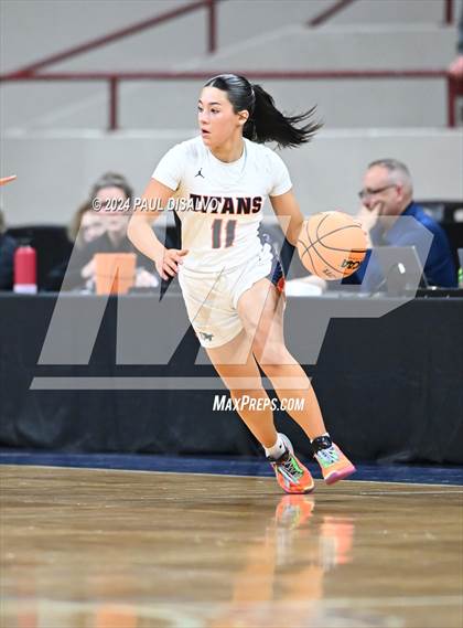 Thumbnail 2 in Legend vs. Regis Jesuit (CHSAA 6A Final Four) photogallery.